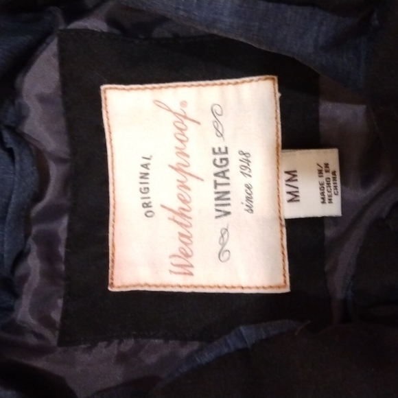 Weather Proof Vest - Picture 2 of 7